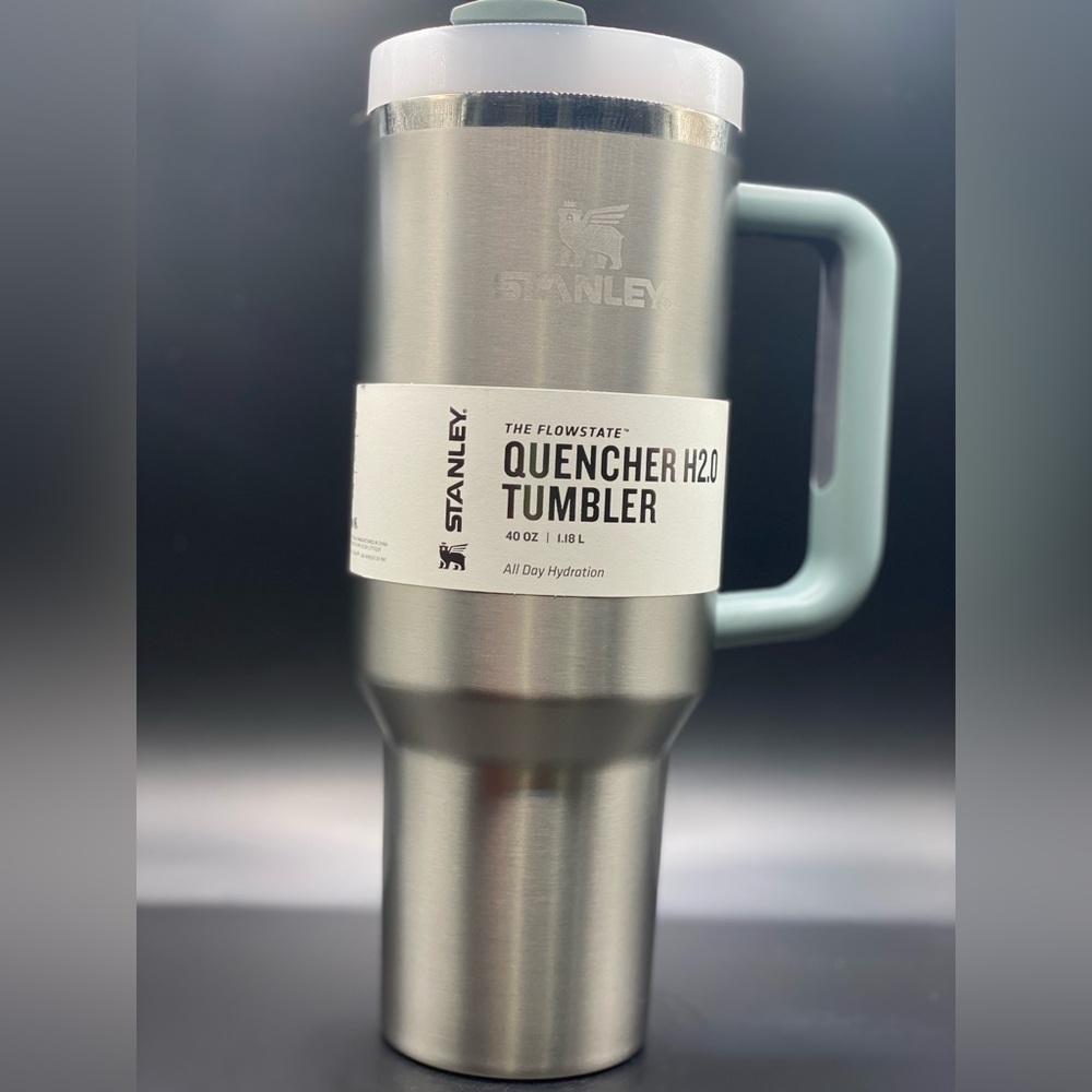 Stanley 40oz 2.0 Tumbler in STAINLESS STEEL SHALE